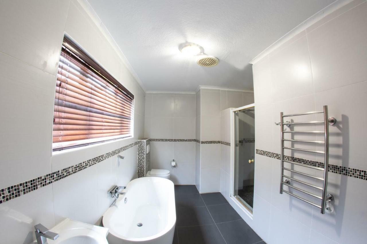 Meransha Self Catering Cc Walvis Bay Exterior photo