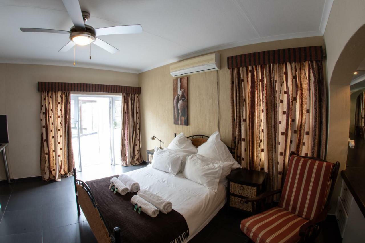 Meransha Self Catering Cc Walvis Bay Exterior photo