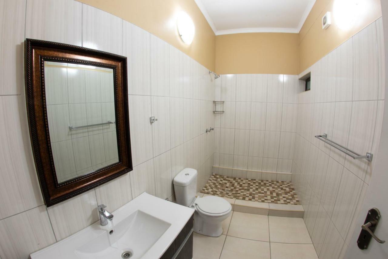 Meransha Self Catering Cc Walvis Bay Exterior photo
