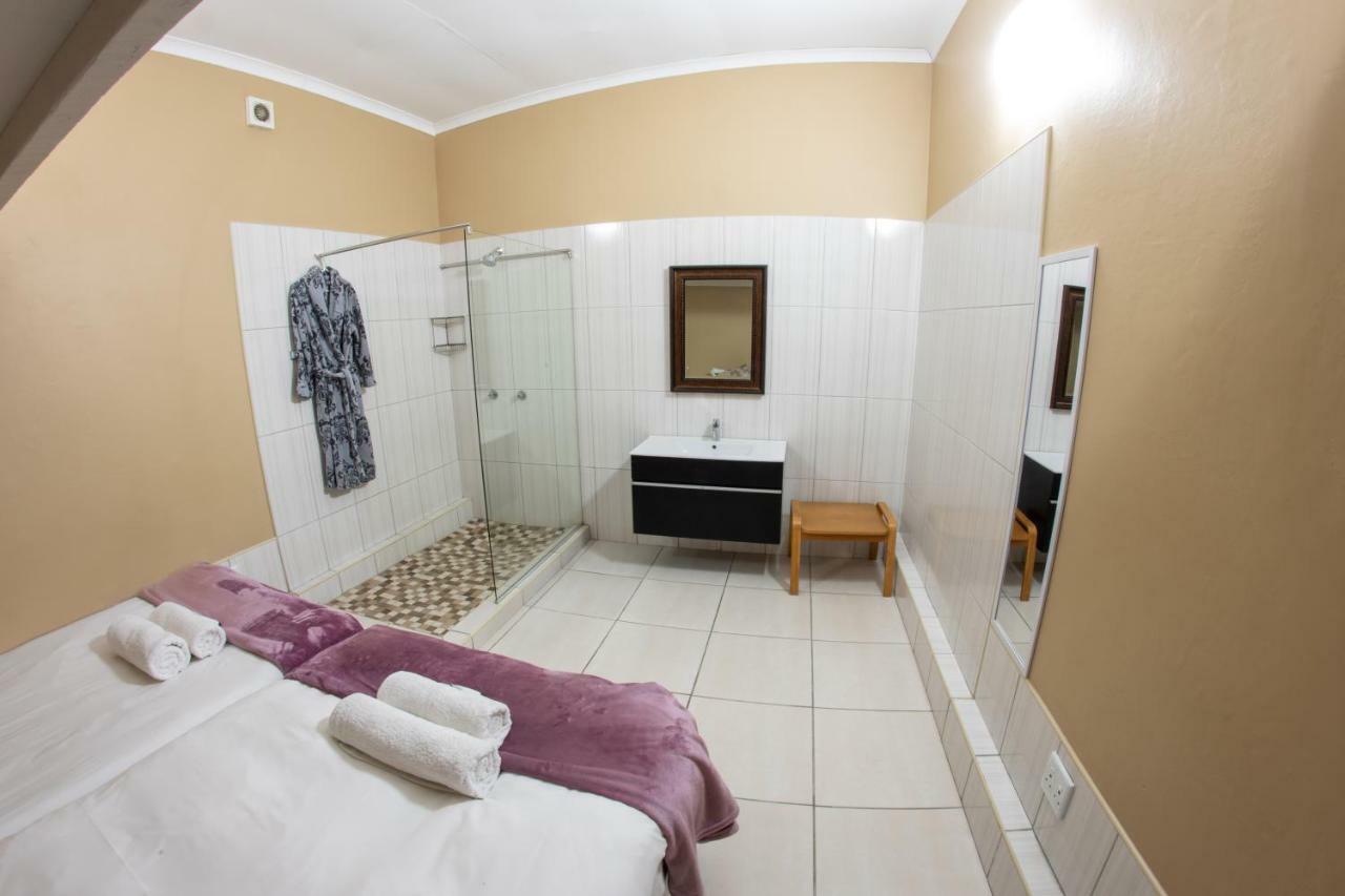 Meransha Self Catering Cc Walvis Bay Exterior photo